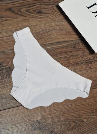 Белые бесшовные иютрусики anabel arto s