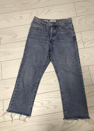 Джинсы женские