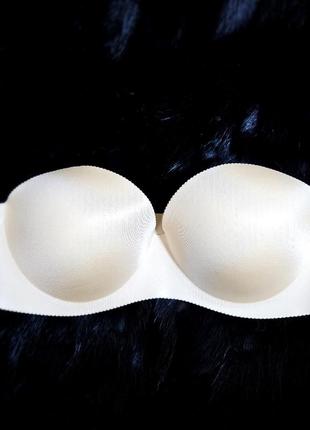 Бюстгальтер без бретельок