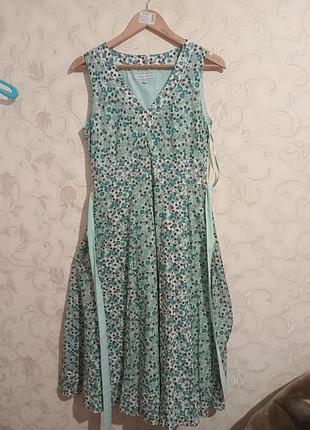 Великолепное платье