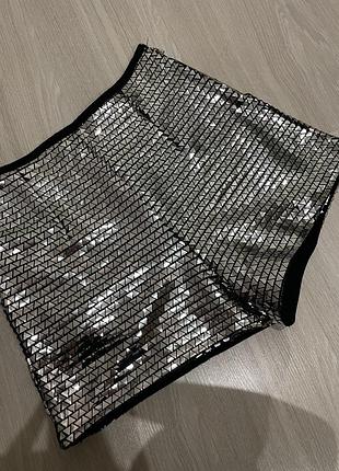 Святкові шортики zara