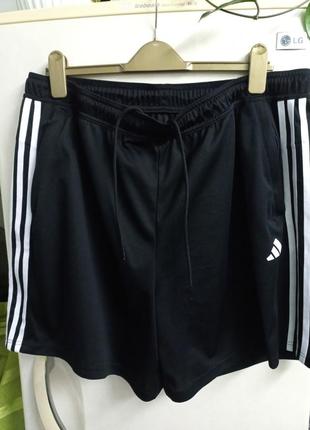 Шорты муж.xxl -52 р.adidas камбоджи