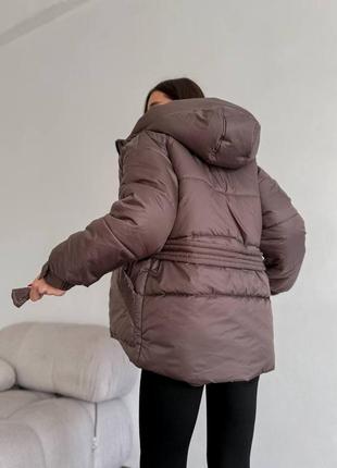 Трендовый пуховик на зиму 2025❄️ женский пуховик с поясом карманами капюшоном, женская удлиненная куртка зима эко-пух /7 фото