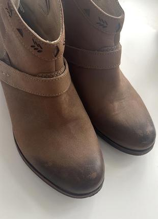 Чоботи ugg