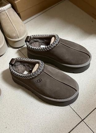 Ugg 2