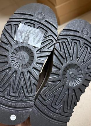 Ugg 7