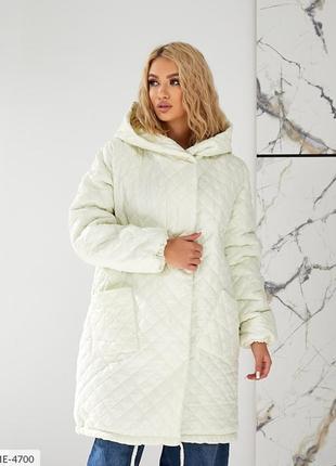 Пальто женское наполнитель холлофайбер 250