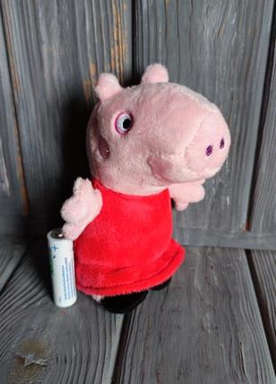 М'яка іграшка свинка пеппа