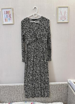 Плаття святкове