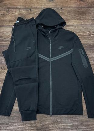 Мужской черный спортивный костюм nike tech fleece