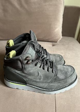 Мужские зимние спортивные кроссовки ботинки nike acg leather boots оригинал размер 43 27,5 см состояние идеальное