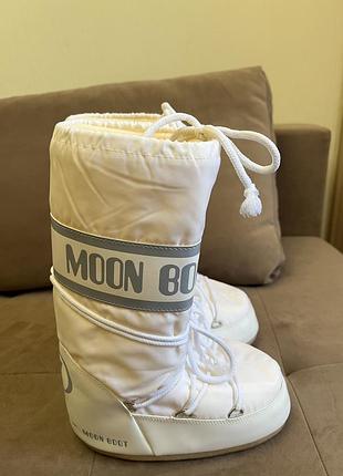 Женские снегоходы moon boot оригинал размер 35-38 новые не носились