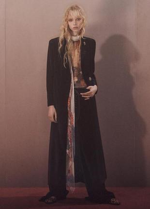 Длинное бархатное пальто x kate moss