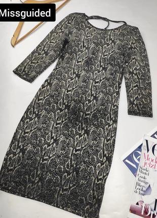 Платье женское мини футляр серебристого цвета в животный принт потона от бренда missguided s