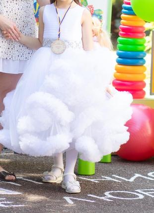 Випускна сукня