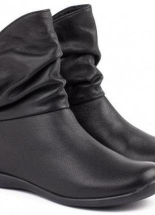 Шкіряні чоботи tiranitos 37 розмір, черевики