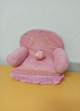 Мягкий диван для куколок