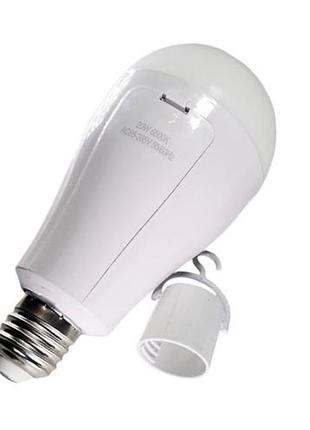 Лампочка с аккумуляторами 18650 *2 ck 8039