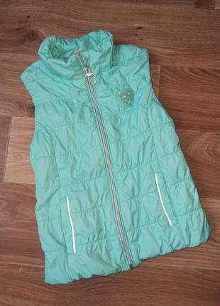 Тепла жилетка на дівчинку зріст 116 122