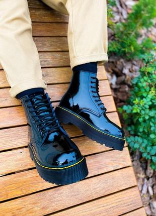 Женские зимние ботинки dr. martens jadon platform