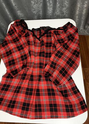 Блуза в клітинку
