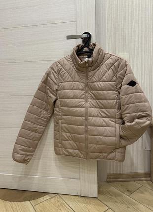 Демісезонна курточка