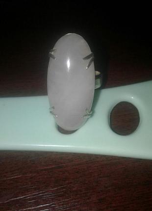 Серебряная кольца с розовым кварцем