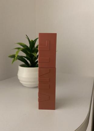 Популярна стійка помада maybelline superstay vinyl