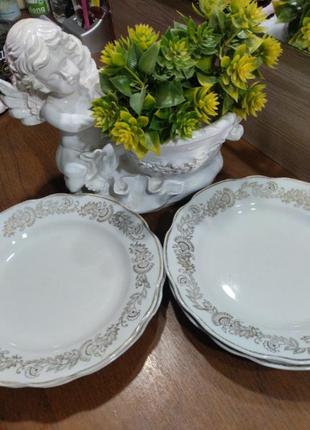 Набор тарелок vintage stories.