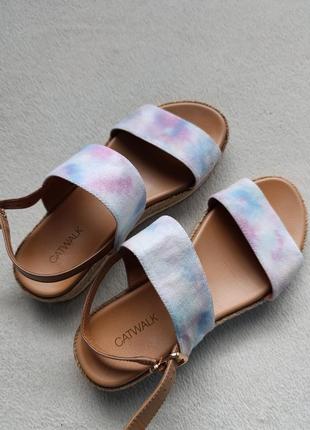 Босоножки catwalk