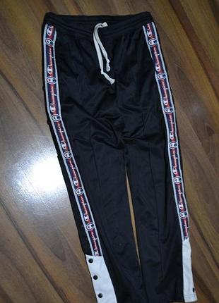 Спортивные штаны