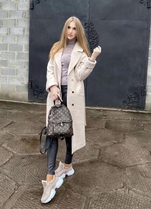 Зимнее кашемировое бежевое пальто