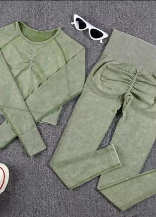 Трендовый костюм для фитнеса "варенка"