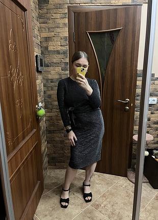 Платье с блестками