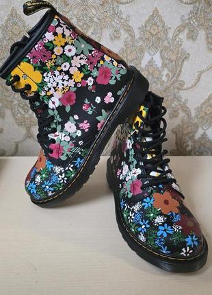 Черевики для дівчинки, черевики dr. martens оригінал
