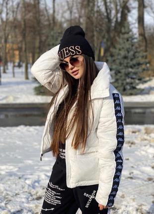 Шапка guess