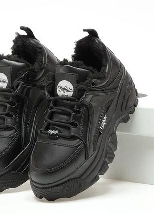Зимние кроссовки sneakers на тракторной платформе