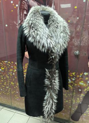Натуральная дублёнка в хорошем состоянии, натуральный мех чернобурка