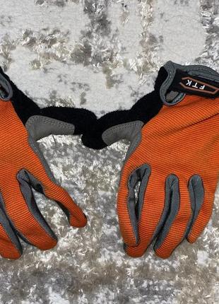 Детские спортивные перчатки ftk