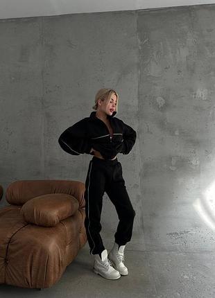 Женский спортивный костюм на флисе