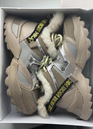 Зимние кроссовки