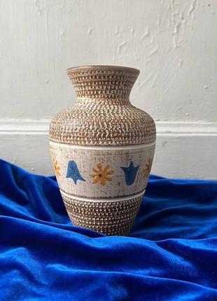 Вінтажна ваза виробництво німеччина  висота - 16 см