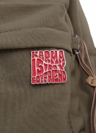 Пін значок металевий на одяг karma is my boyfriend.