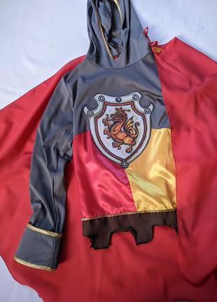 Костюм рицаря сірий