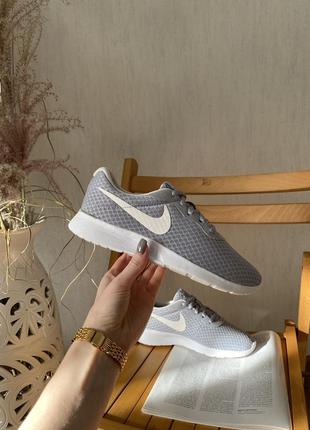 Кроссовки nike tanjun (оригинал)