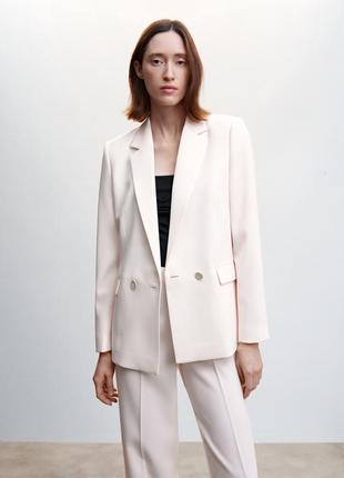 Белый женский костюм mango