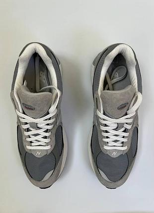 New balance 2002r gore-tex 4