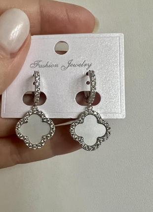 Сережки конюшини медична сталь родій ювелірна сталь