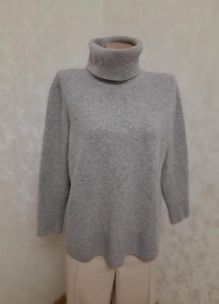 Відінний  прямий вільний кашеміровий гольф водолазка бадлон .
пп 40
пг 56
пт 56
низ 62
довжина 61
рукав 55