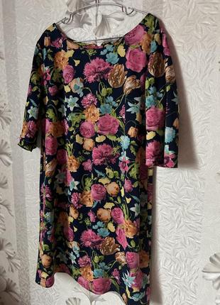 Яскраве плаття plus size, квітковий принт